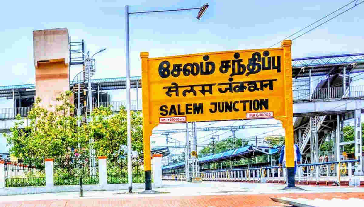 Salem Junction / Representation