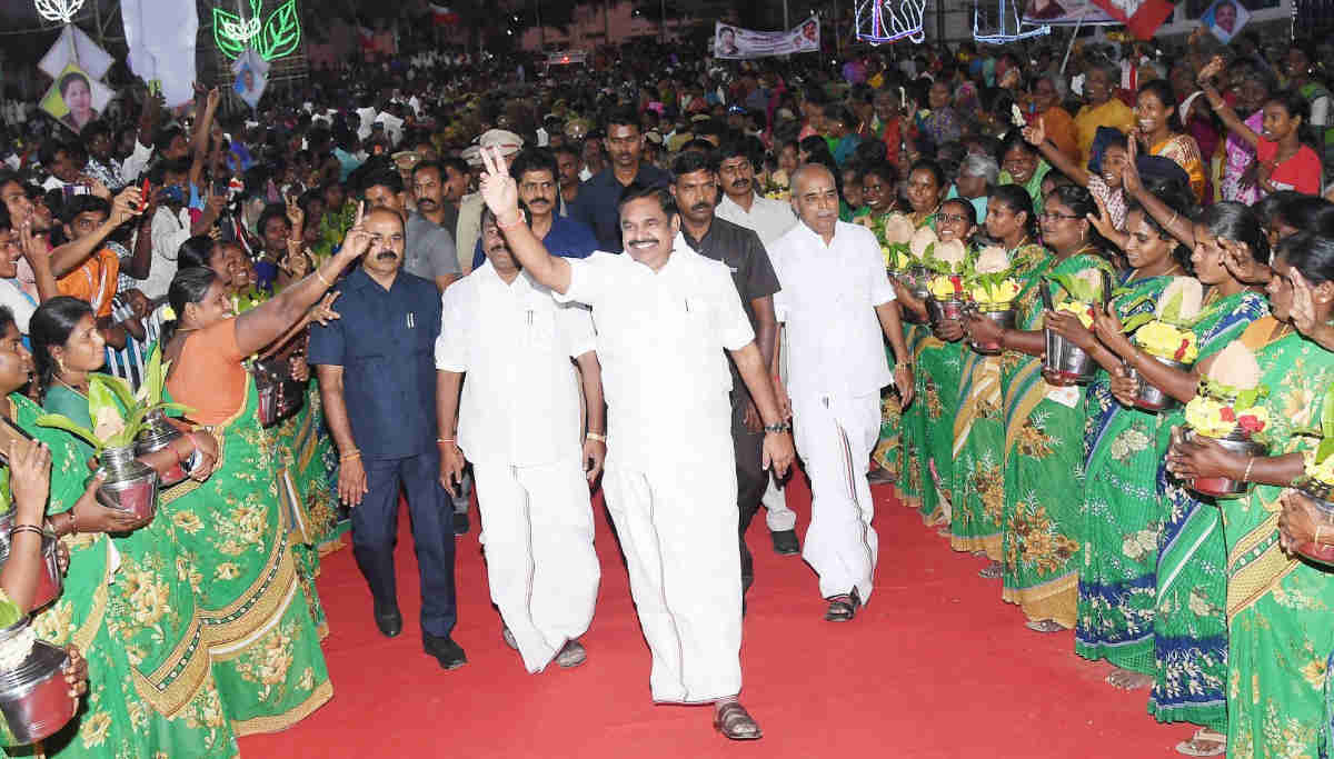 Cm Edappadi Palaniswami at the 72nd Birth Anniversary Celebration of Jayalalitha