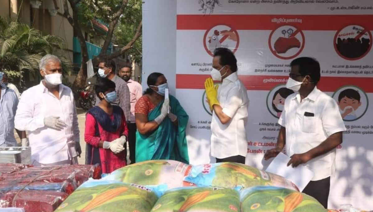 DMK Chief Distributes Essentials